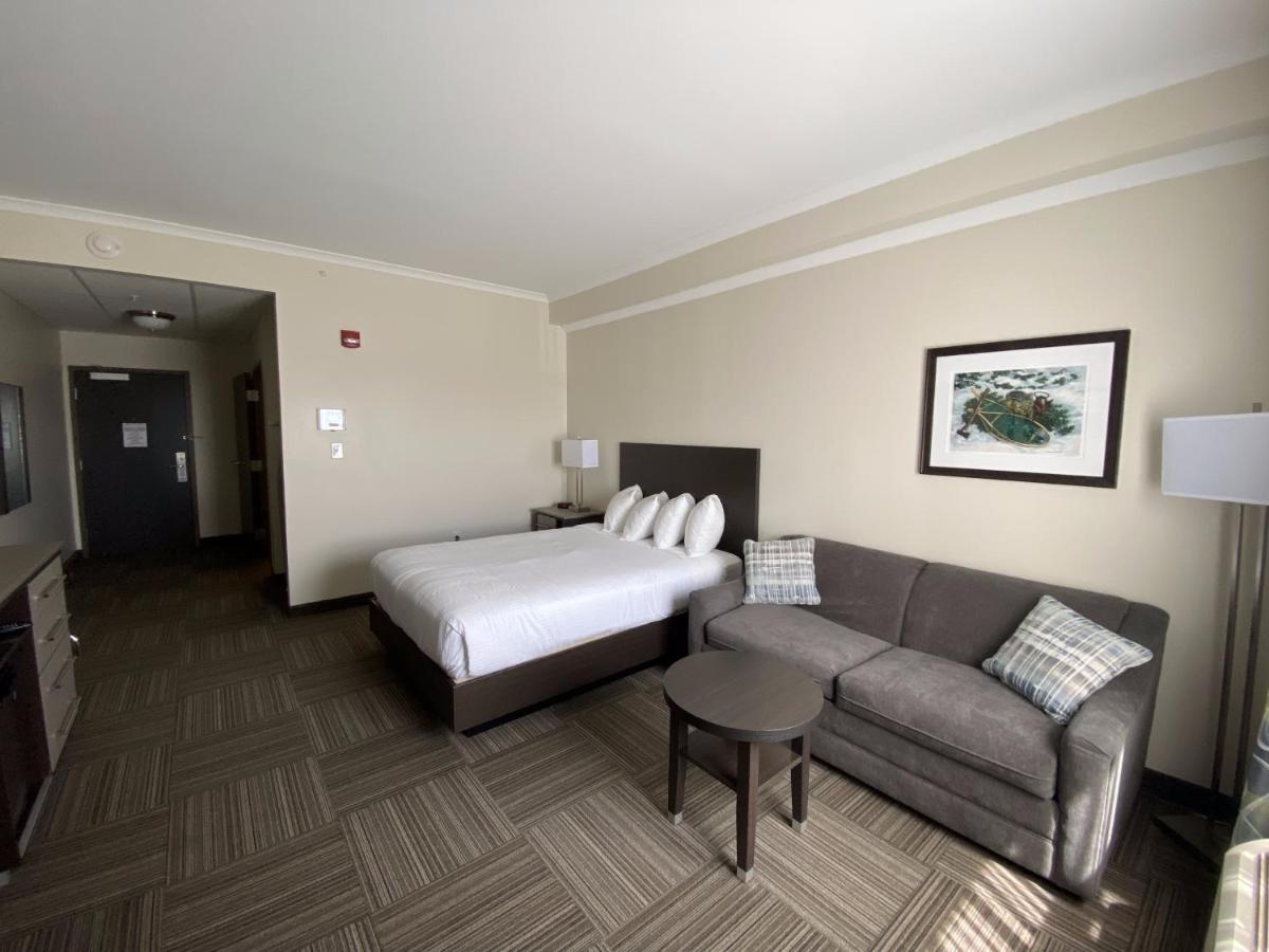Crossroads Inn & Suites Paradise Экстерьер фото