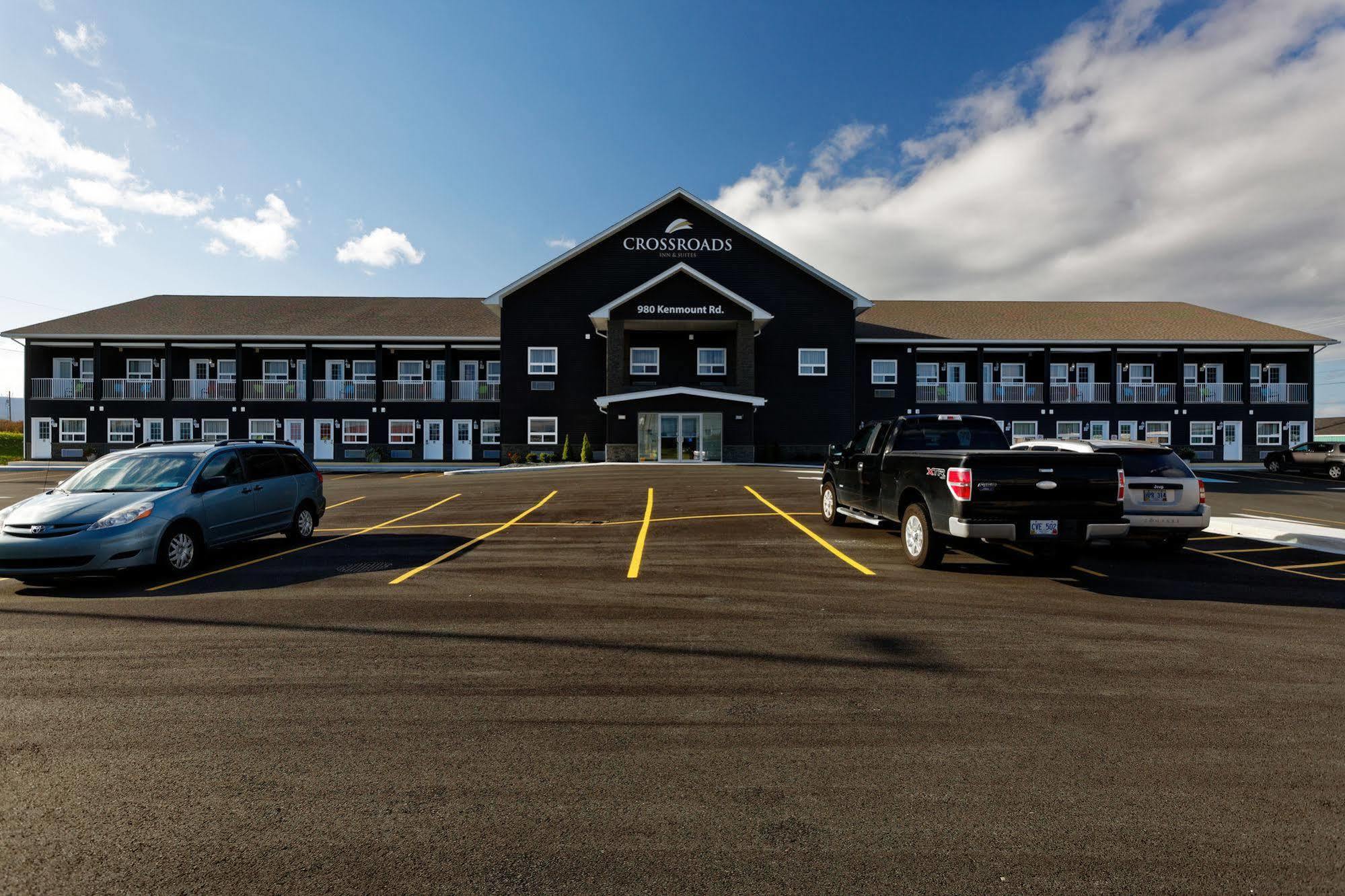 Crossroads Inn & Suites Paradise Экстерьер фото